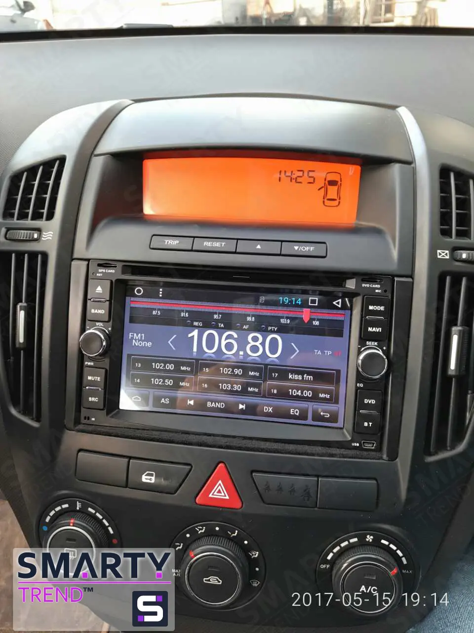 The SMARTY Trend head unit for KIA Ceed